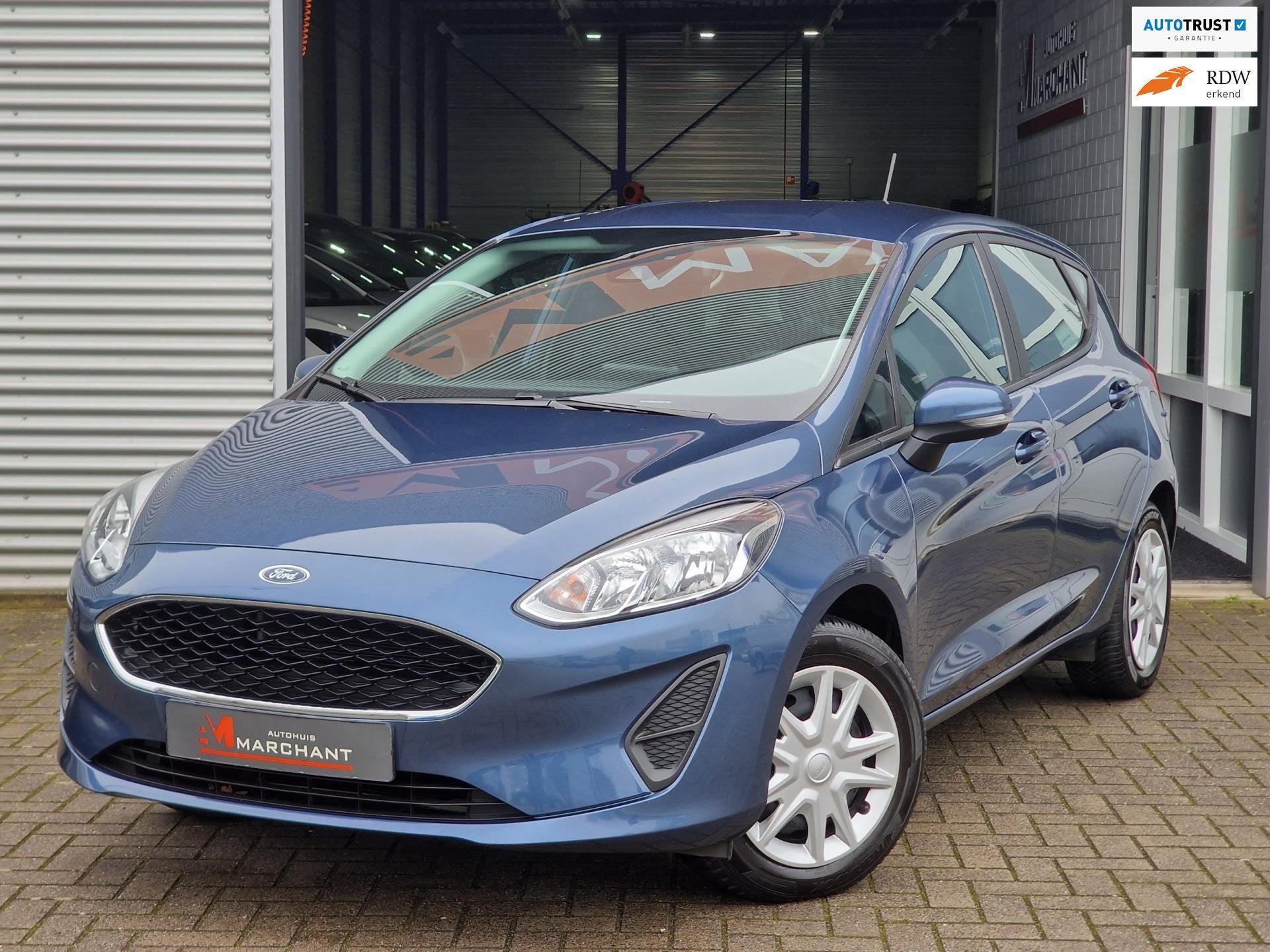 Ford Fiesta 1.1 Trend 1E EIG!|CRUISE|PDC|DEALER OH!, Auto's, Voorwielaandrijving, Stof, Gebruikt, Zwart