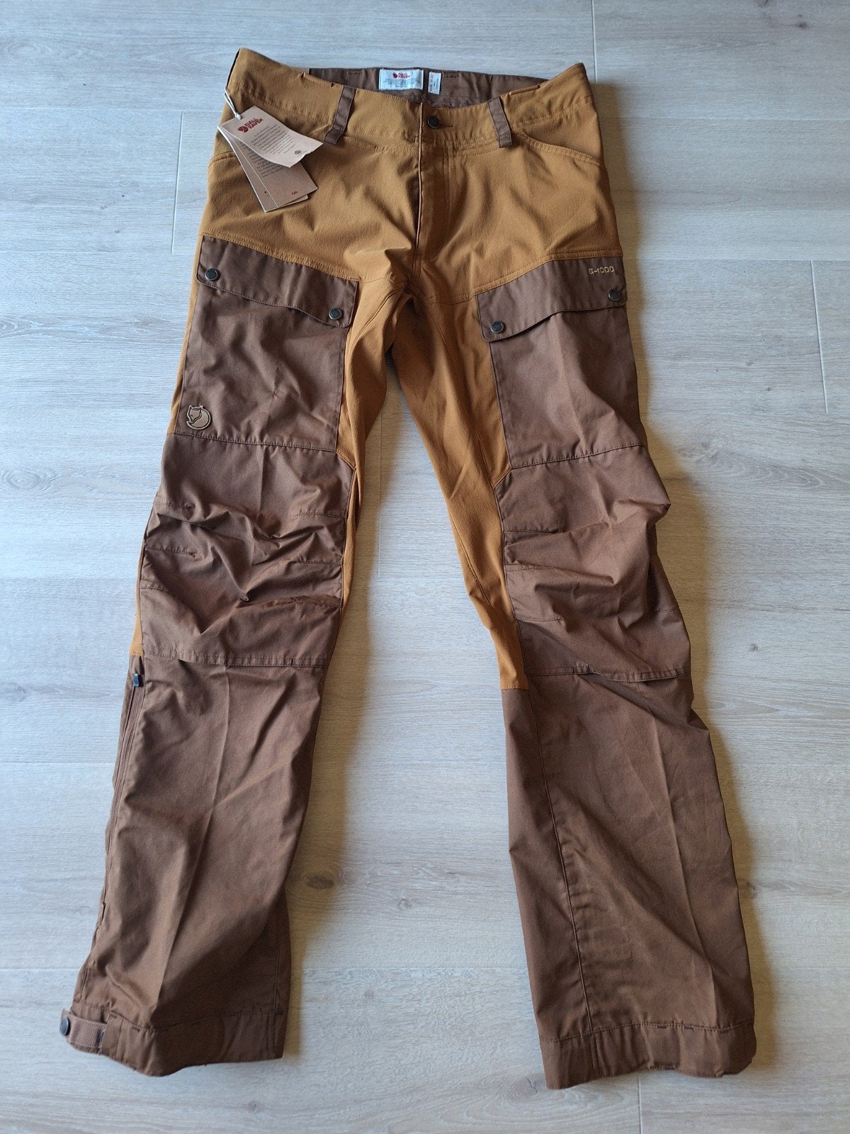 Fjällräven Keb Trousers M Long - Nieuw met labels, Bruin, Maat 48/50 (M), Nieuw, Ophalen of Verzenden