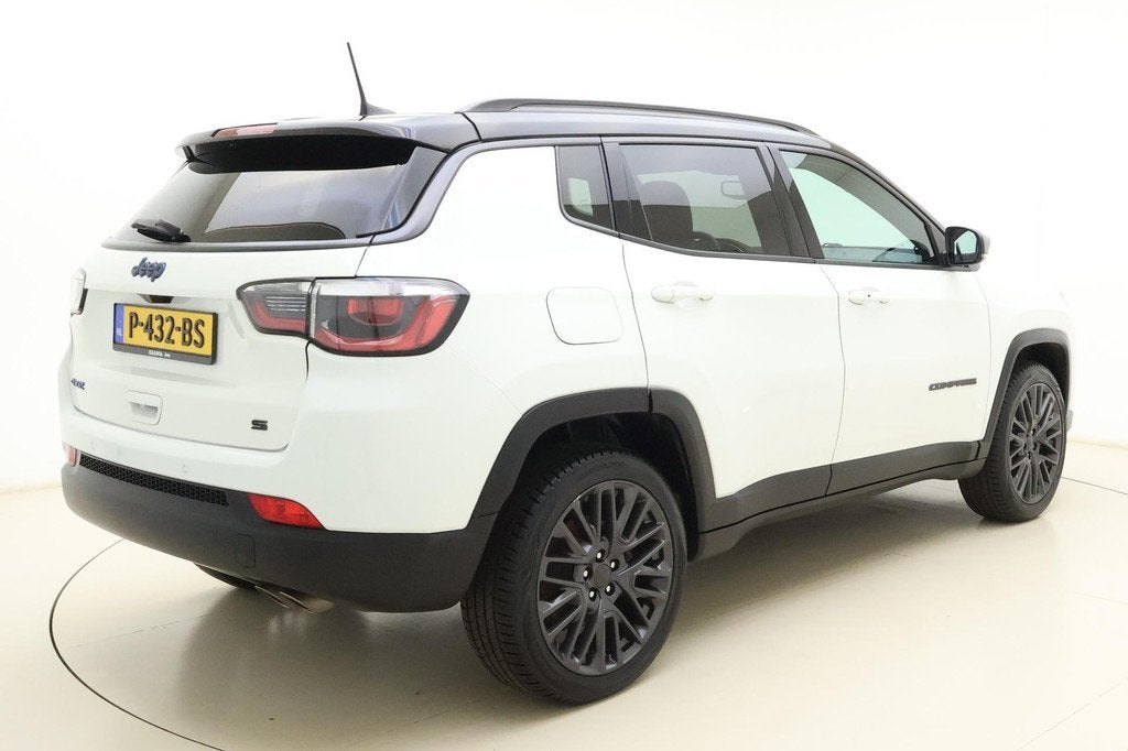 Jeep Compass 4xe 240 Plug-in Hybrid Electric S | Navigatie |, Auto's, Jeep, Automaat, 4 cilinders, Wit, Bedrijf