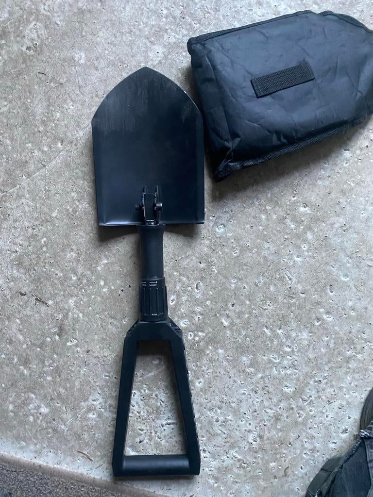 Opvouwbare schep met hoes - Ideaal voor kamperen/survival, Ophalen of Verzenden, Gebruikt