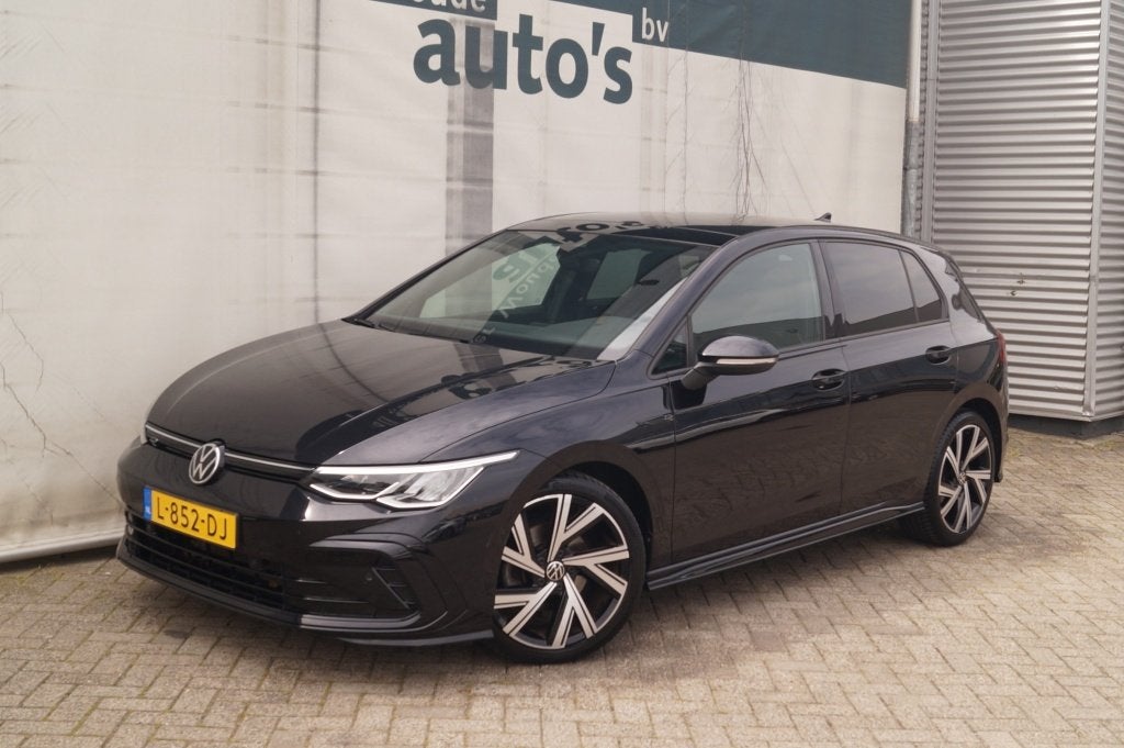 Volkswagen Golf 1.5 TSI 130pk R-Line -PANO-LED-ECC-PDC-NAVI-, Voorwielaandrijving, Dealer onderhouden, Euro 6, 4 cilinders
