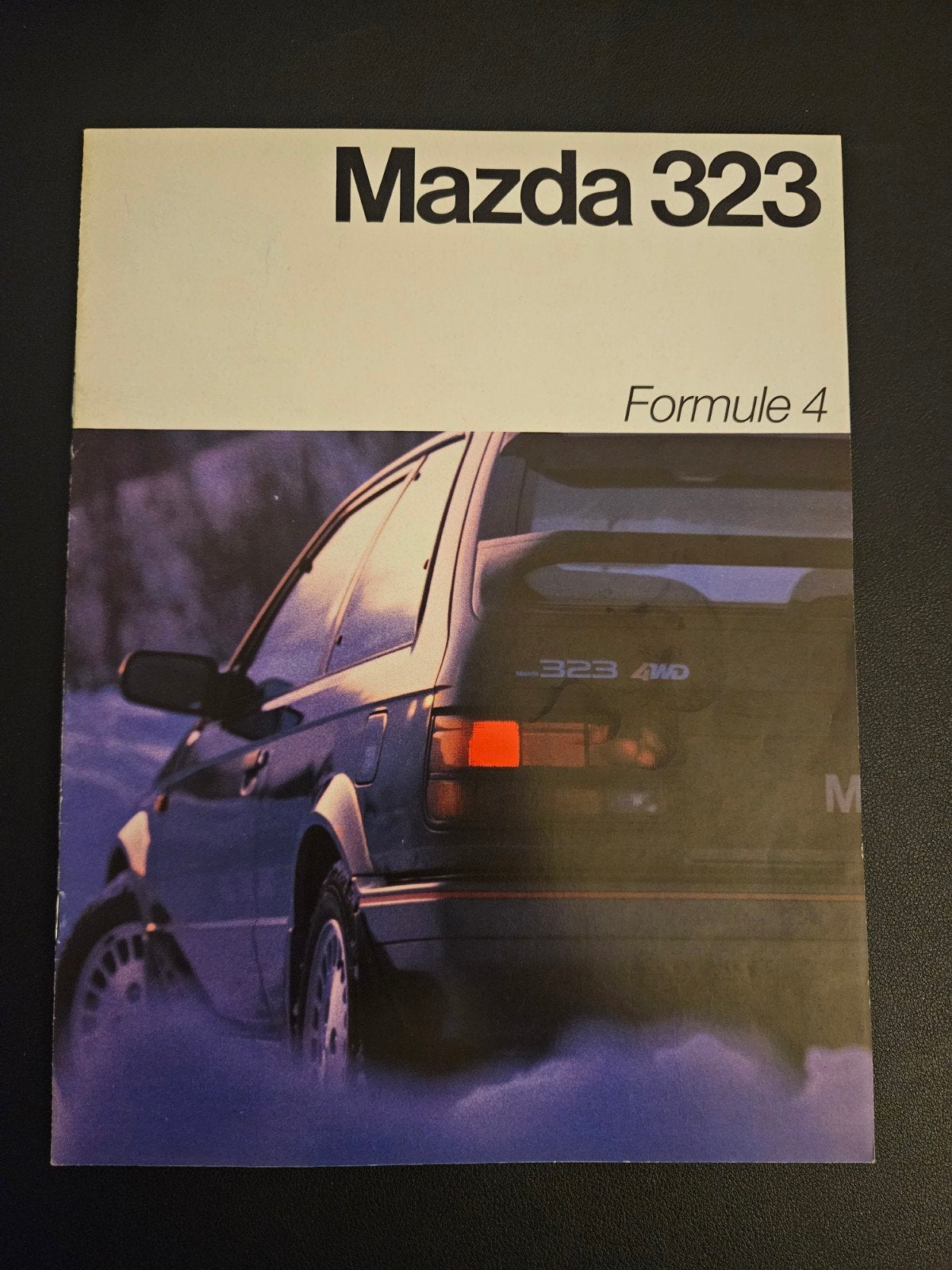 Brochure Mazda 323 Formule 4 1987, Boeken, Auto's | Folders en Tijdschriften, Ophalen of Verzenden, Zo goed als nieuw, Mazda