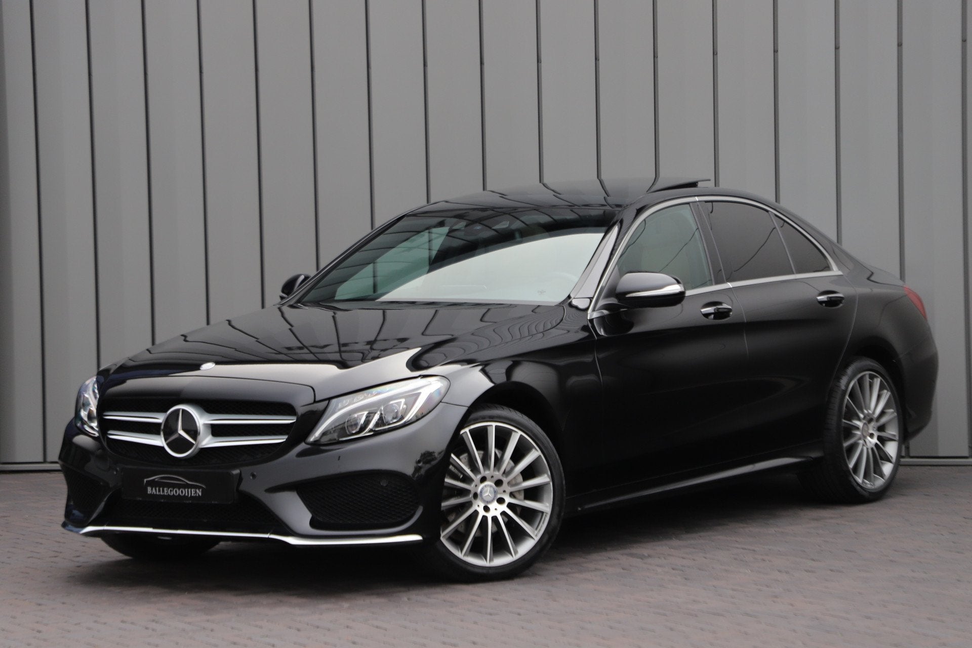 Mercedes-Benz C-Klasse 200 AMG Prestige Comfort | 184PK | Lu, Auto's, Automaat, 4 cilinders, Met garantie (alle), Zwart