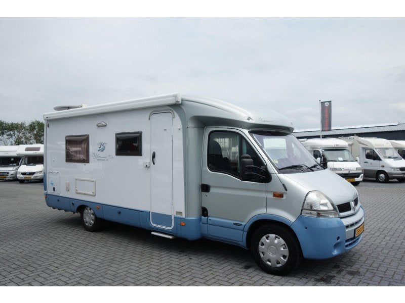 Caravans And Camping Burstner