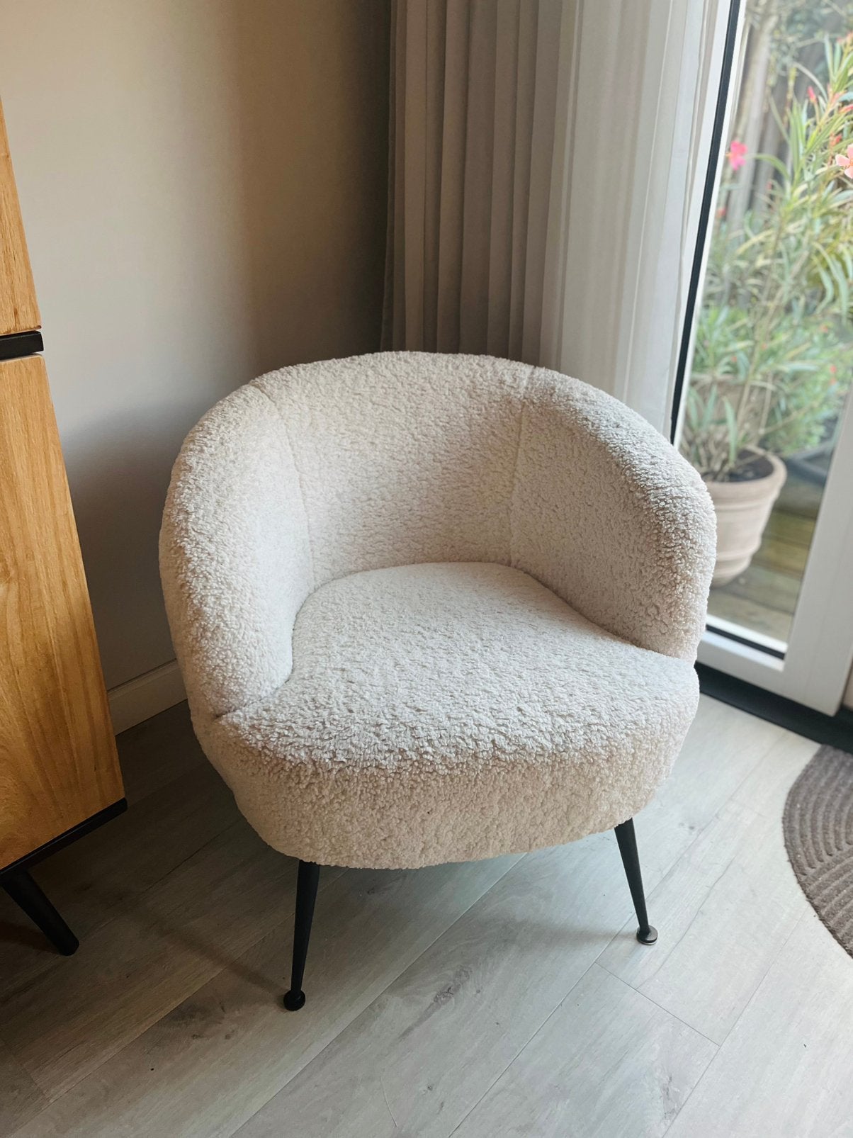 By Boo ‘Babe’ teddy fauteuil wit, Huis en Inrichting, Ophalen, 75 tot 100 cm, Zo goed als nieuw, Stof