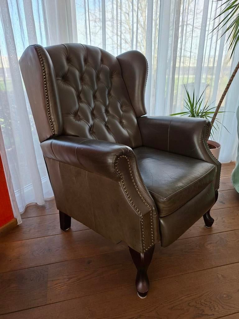 Chesterfield fauteuil, Huis en Inrichting, Fauteuils, Gebruikt, Leer, 75 tot 100 cm, 75 tot 100 cm, Ophalen