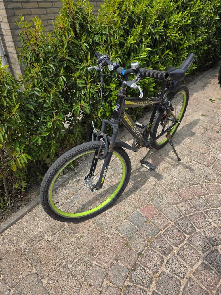 24 inch jongensfiets - Spirit Delta, Fietsen en Brommers, Fietsen | Heren | Herenfietsen, Overige merken, Gebruikt, Velgrem, Versnellingen