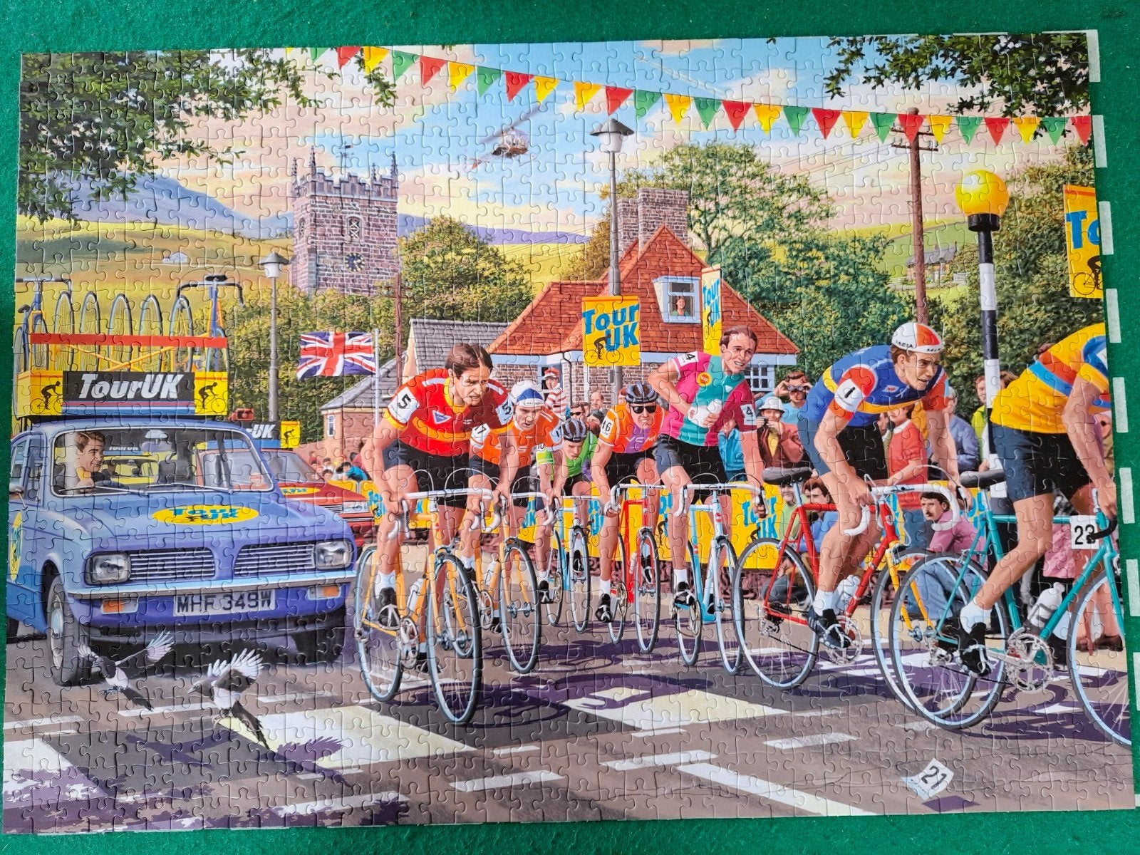 The Bike Race  Falcon de Luxe puzzel 1000 stukjes, Ophalen of Verzenden, Overige thema's