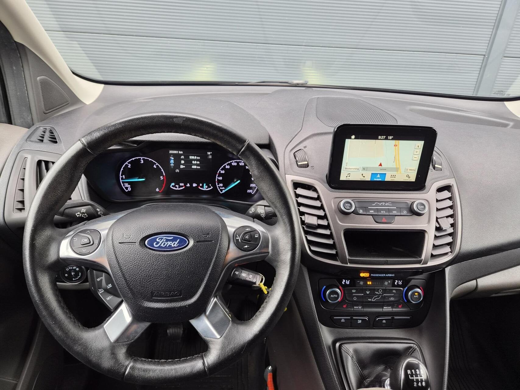 Ford Transit Connect 1.5 EcoBlue L2 Airco Navi Cam 120pk eu6, Auto's, 1588 kg, Gebruikt, Euro 6, 4 cilinders