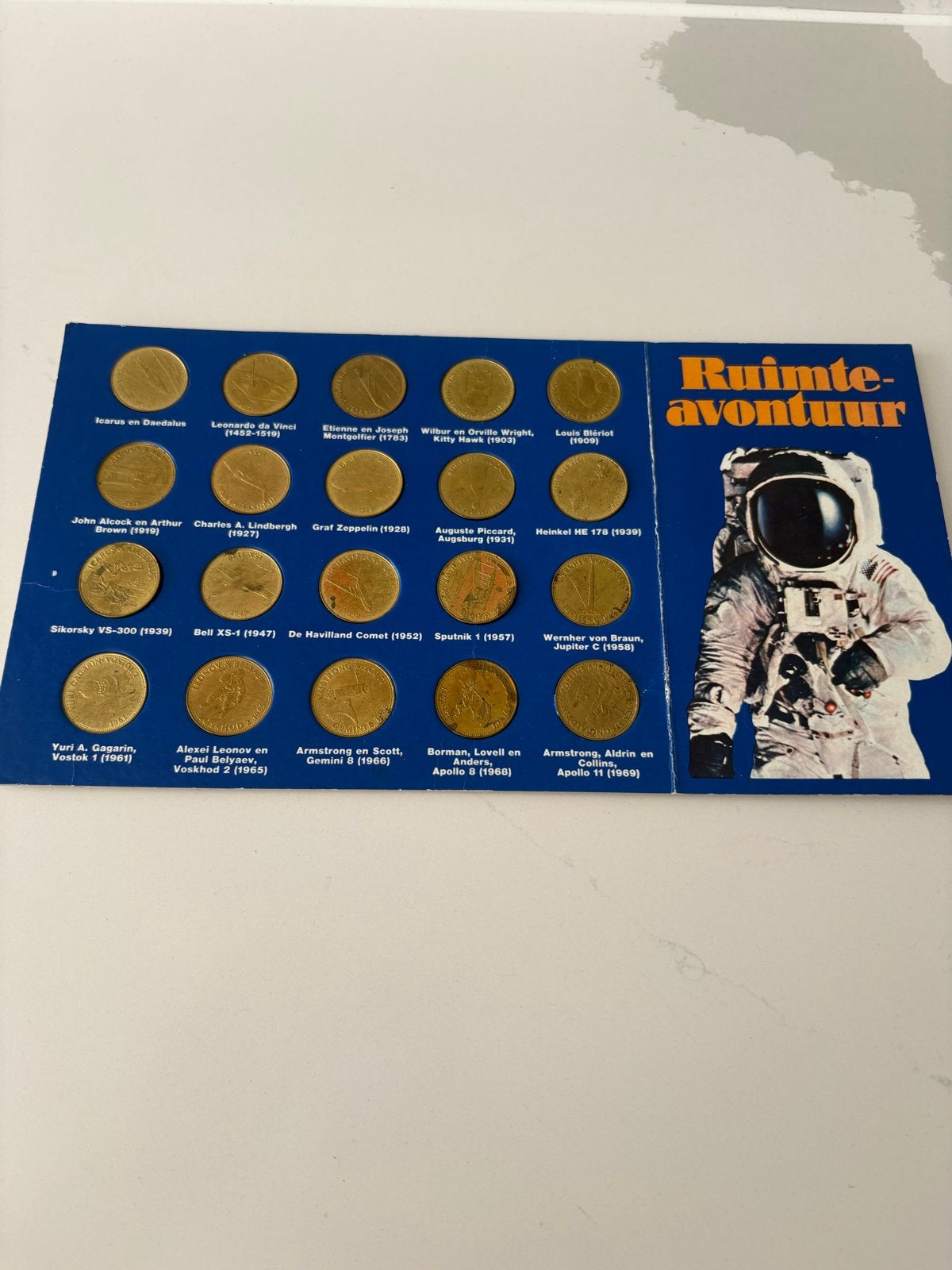 Complete Shell Ruimte-avontuur penningen set 1969 + blad, Verzenden, Zo goed als nieuw