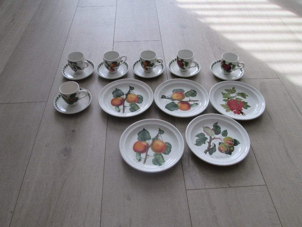Portmeirion Pomona servies 6 kop en schotels,5 ontbijtborden, Huis en Inrichting, Vintage, Ophalen of Verzenden, Zo goed als nieuw