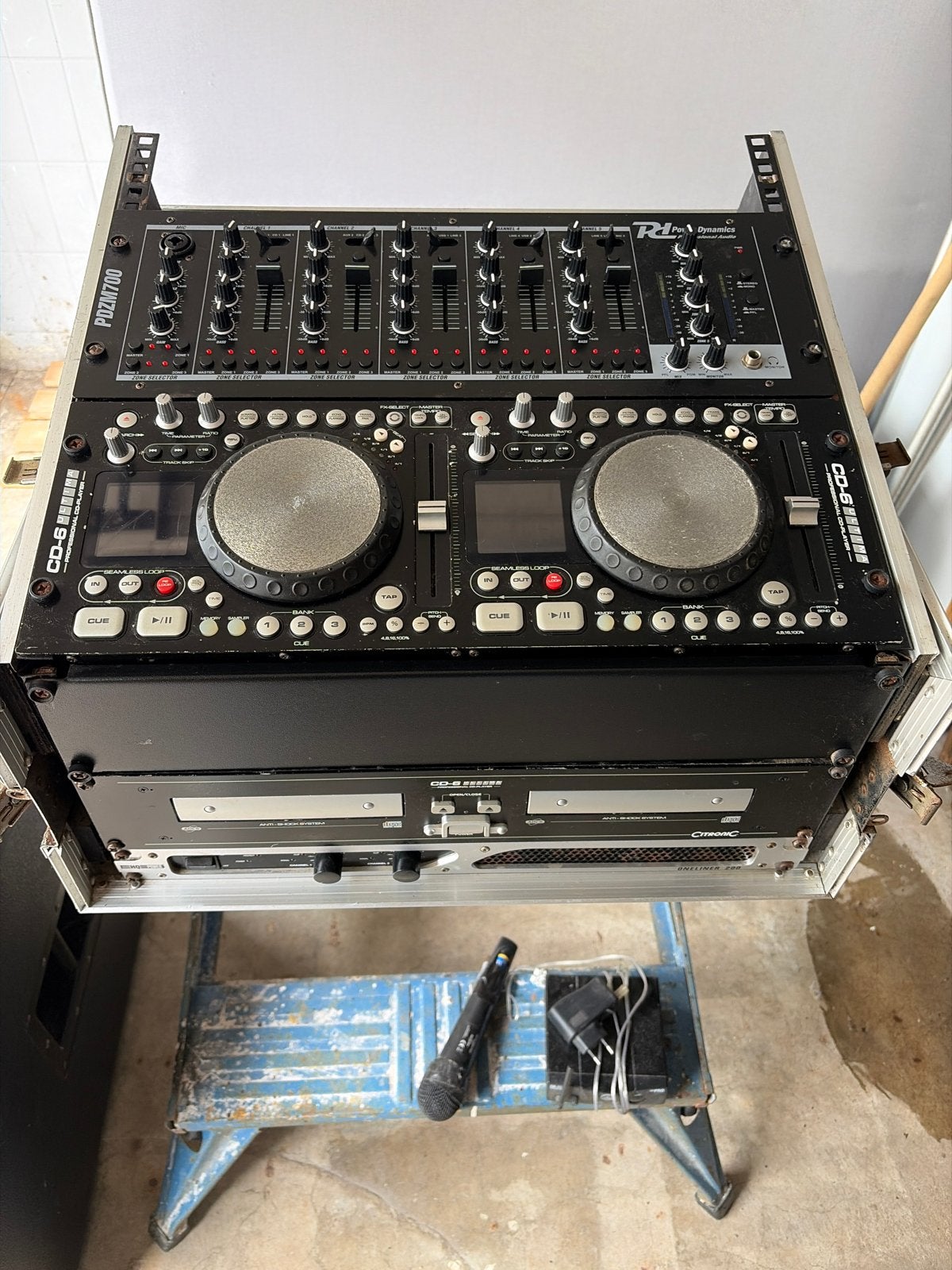 Complete DJ Set met 6 Buiten Speakers en Subwoofer, Muziek en Instrumenten, Ophalen, Gebruikt, Minder dan 5 kanalen, Microfooningang