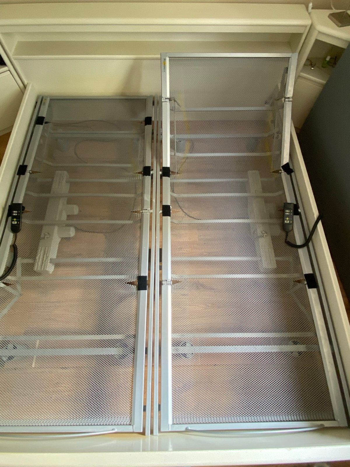 Kuperus verstelbare bedbodems 210 - 2x eenpersoons 90, Huis en Inrichting, Overige kleuren, 210 cm, Tweepersoons, Ophalen of Verzenden
