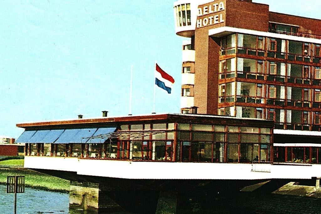 914495	Vlaardingen	ZH 1970	Delta Hotel	 Gelopen met zegel, Ophalen of Verzenden, 1960 tot 1980, Gelopen, Zuid-Holland
