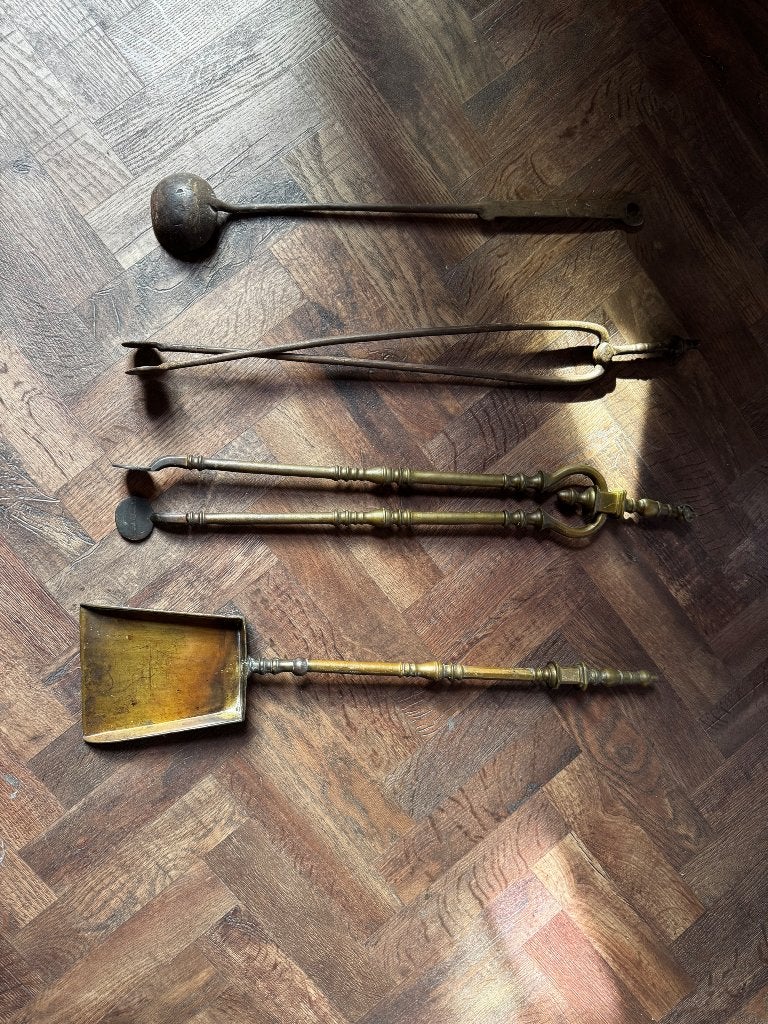 Haard gereedschap/ openhaardstel, Ophalen, Vrijstaande haard, Houthaard