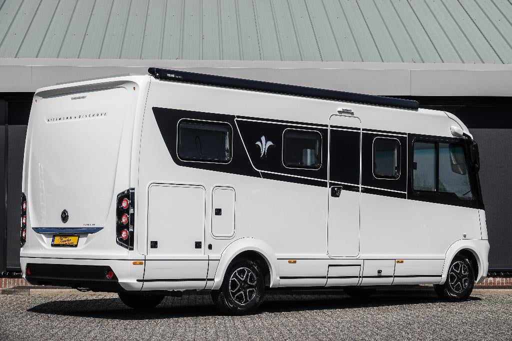 NIESMANN+BISCHOFF iSMOVE 6.9 E – 180 PK AUTOMAAT – LITHIUM, Caravans en Kamperen, Niesmann+Bischoff, Vloeistofverwarming, Bedrijf