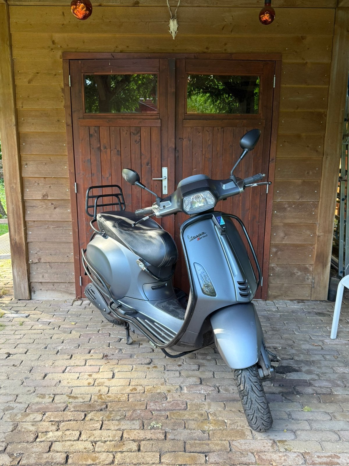 Vespa sprint 2017 geel kenteken, Fietsen en Brommers, Scooters | Vespa, Zo goed als nieuw, Benzine, Ophalen