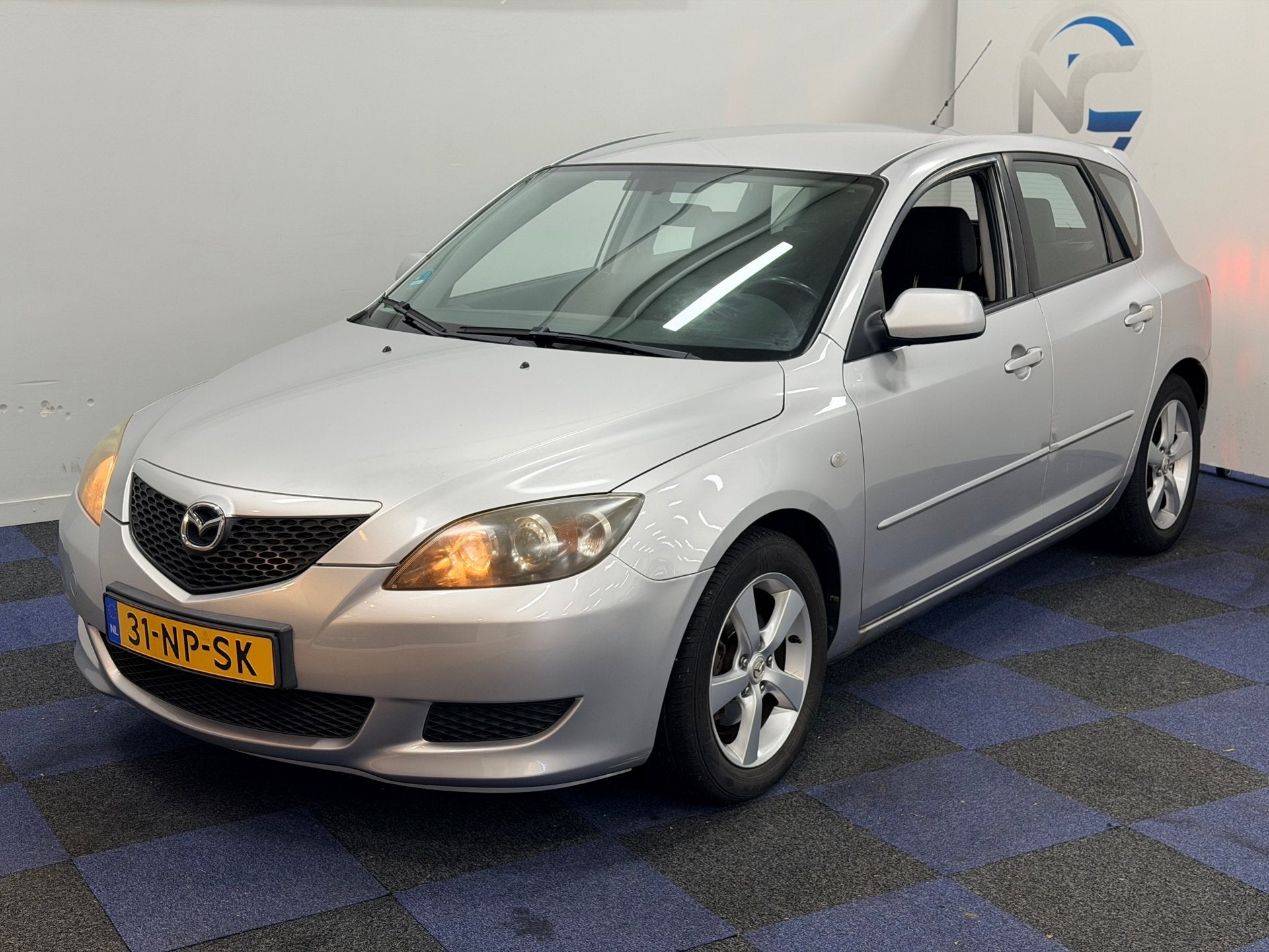 Mazda 3 Sport 1.6 Touring / AUTOMAAT / AIRCO / NAP, Dealer onderhouden, Gebruikt, 4 cilinders, Origineel Nederlands