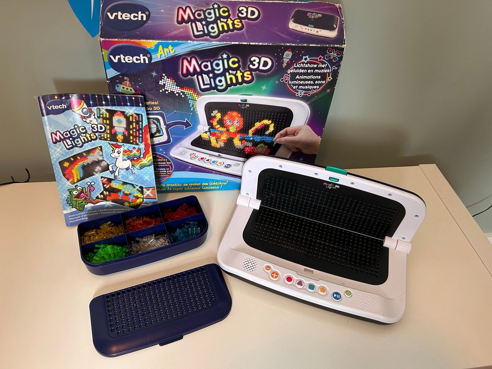 VTech Magic 3D Lights Tekenbord met Licht en Geluid, Ophalen of Verzenden, Zo goed als nieuw, Knutselen, Met licht