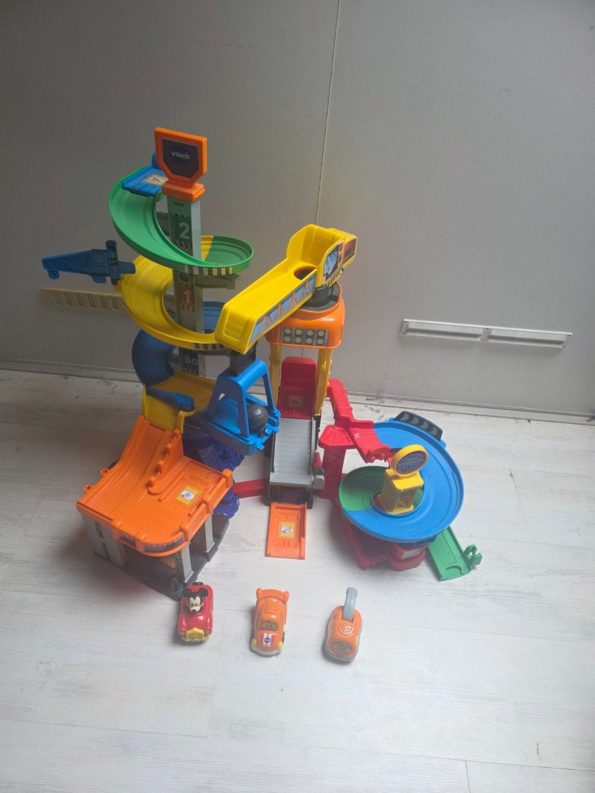 VTech Toet Toet Auto's Mega Bouwplaats met Mickey & Tim, Ophalen, Gebruikt