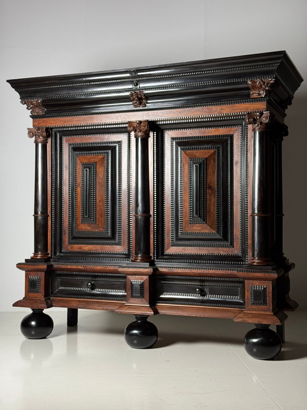 Grote collectie antieke kasten, Ophalen of Verzenden
