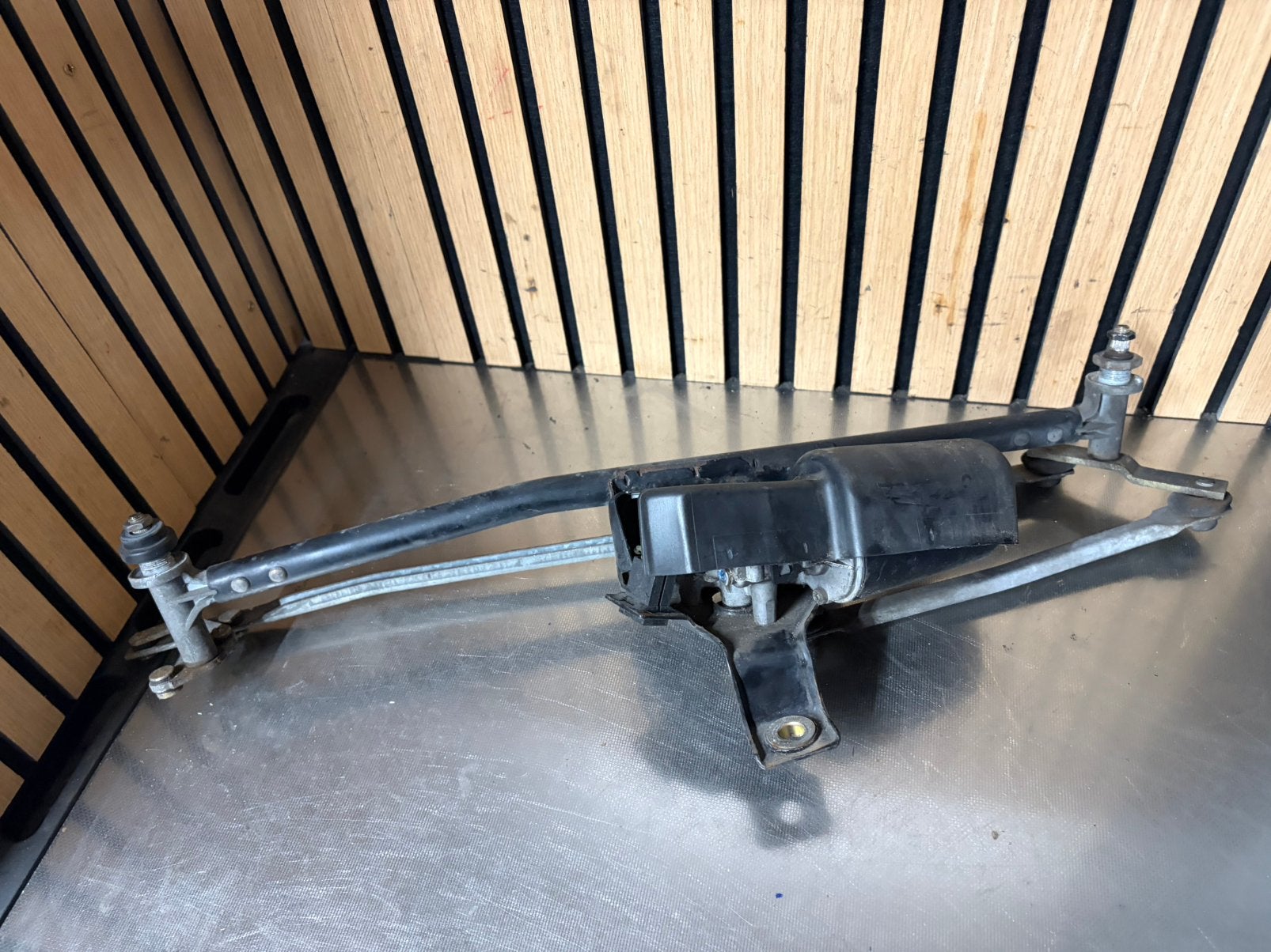 bmw e30 ruitenwisser motor, Ophalen
