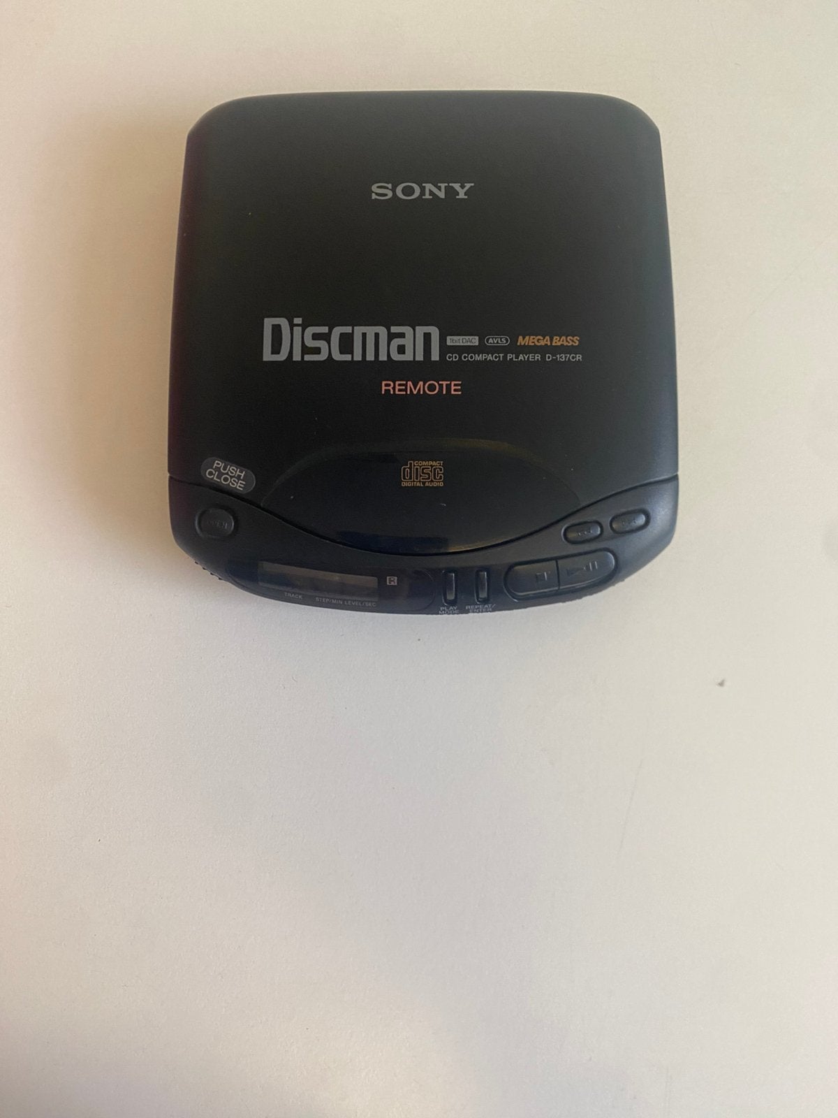 Sony Discman D-137CR, Audio, Tv en Foto, Walkmans, Discmans en Minidiscspelers, Ophalen of Verzenden