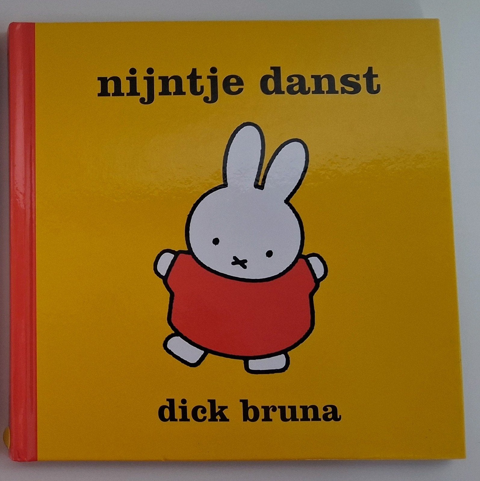 Dick Bruna  - Nijntje danst, Boeken, Ophalen of Verzenden, Dick Bruna
