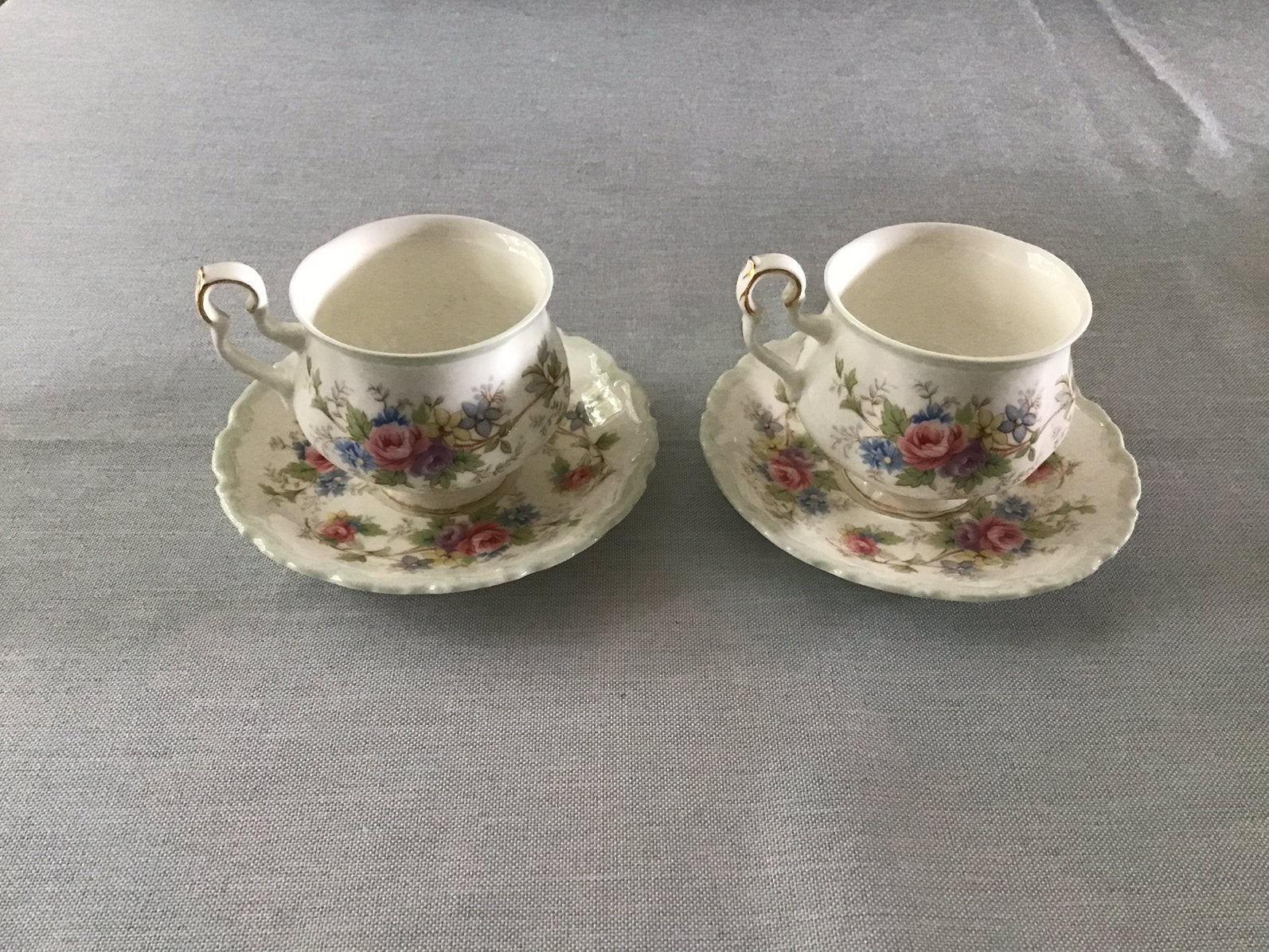 Royal Albert kop en schotels. Colleen., Klassiek, Ophalen of Verzenden, Zo goed als nieuw, Kop(pen) en/of Schotel(s)