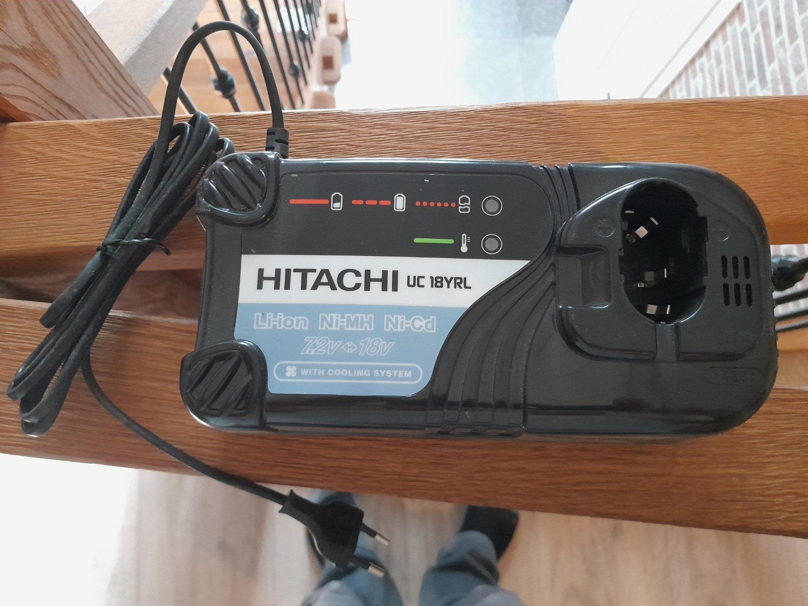 Nieuw lader Hitachi hikoki, Ophalen of Verzenden, Nieuw, Overige typen, Overige merken