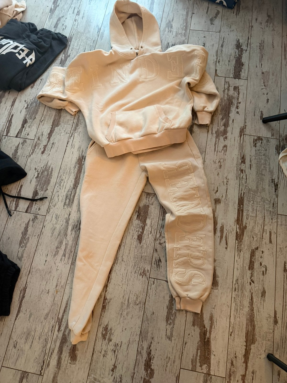 Reinders pak beige, Ophalen of Verzenden, Gedragen, Maat 36 (S), Beige