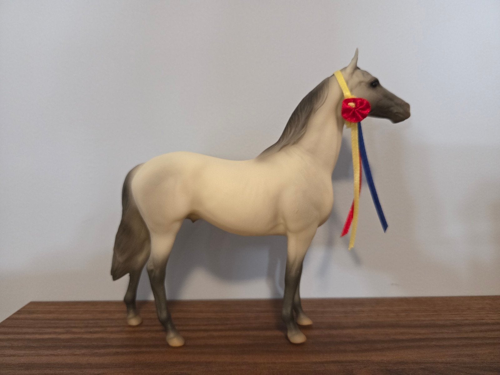 Breyer Classic Apache met lint | 264 | 1995-1996, Ophalen of Verzenden, Gebruikt, Paard, Beeldje of Figuurtje