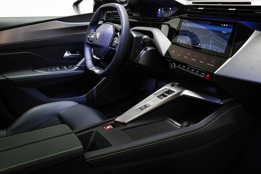 Peugeot e-408 GT 58 kWh | NIEUW | PANORAMADAK | STUURVERWARM, Auto's, Peugeot, Automatische klimaatregeling, Met garantie (alle)