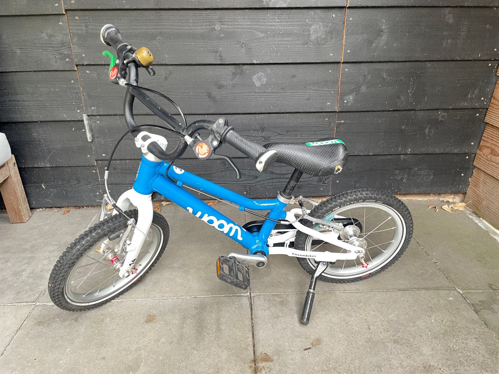 Woom 2 kinderfiets - Nette staat, zadel beschadigd, Ophalen, Gebruikt, Velgrem, Minder dan 16 inch