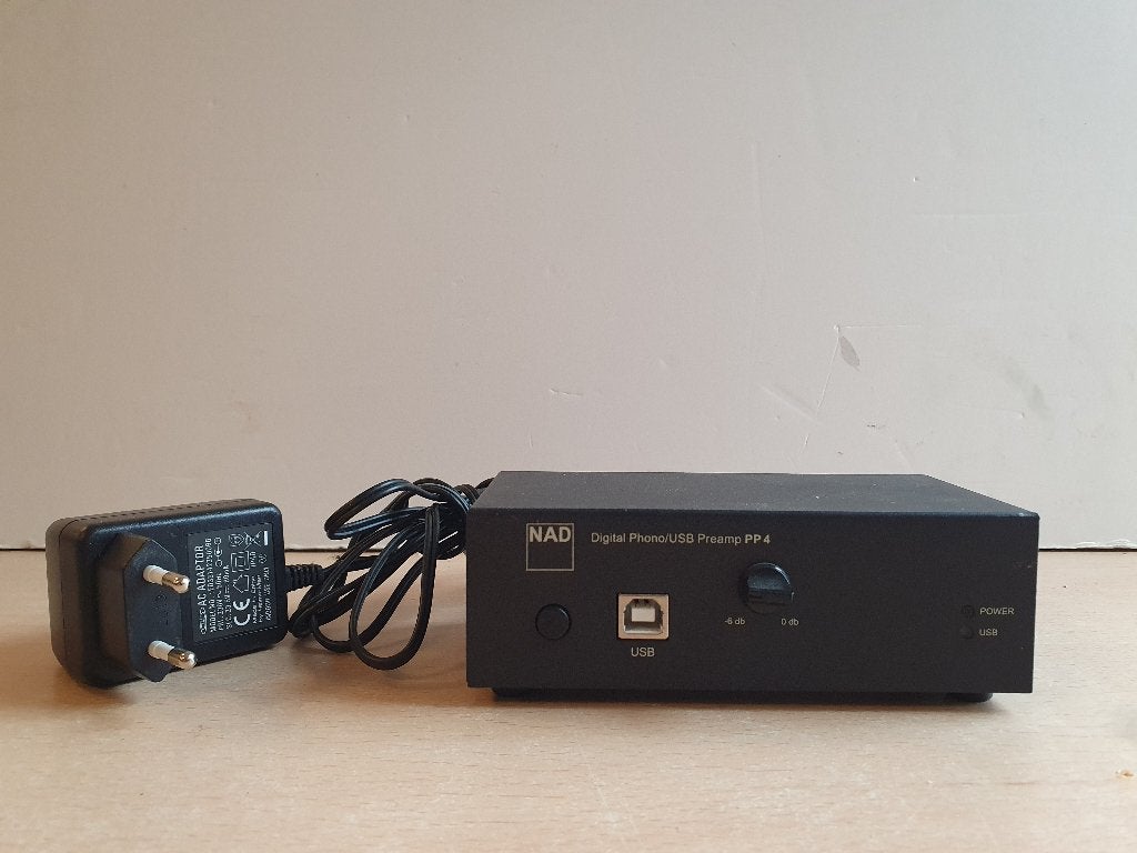 NAD Digital Phono/USB Preamp PP4 Voorversterker, Ophalen of Verzenden