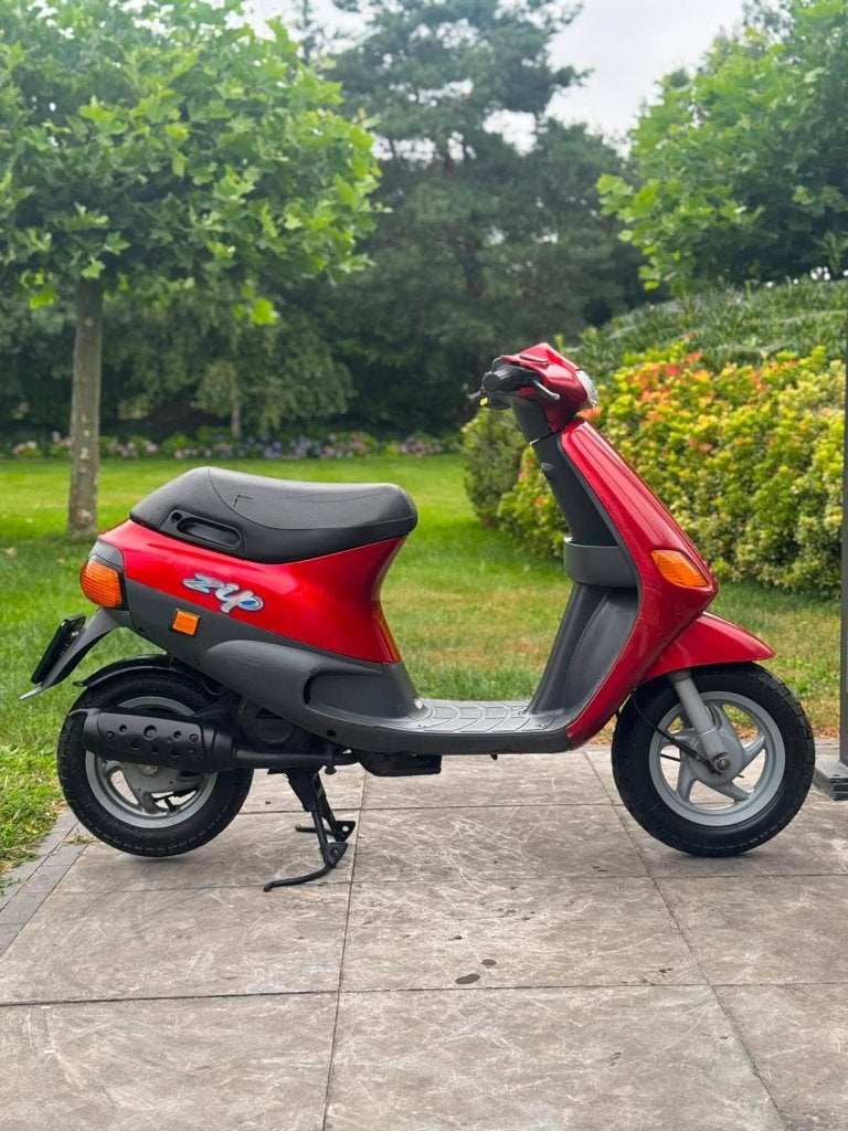 ⭐️Piaggio zip type 2 takt 50cc snor Rood Nette staat⭐️, Fietsen en Brommers, Niet ingevuld, Niet ingevuld, Niet ingevuld