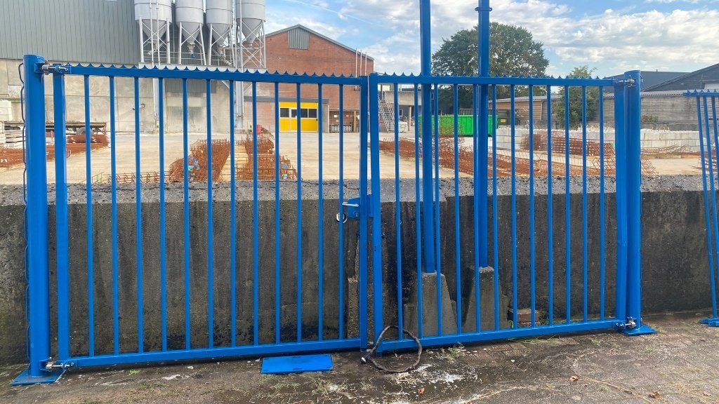 Poort en Spijlenhekwerk blauw - Respo Hekwerk, Ophalen, Met poort, Spijlenhekwerk, Respo