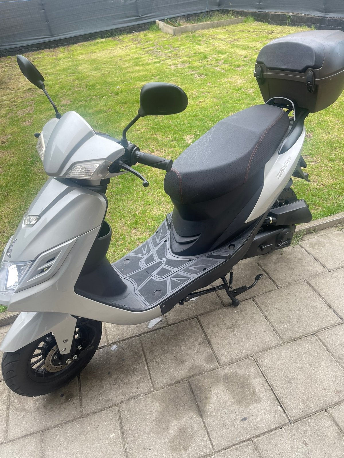 Turbho snorscooter, Fietsen en Brommers, Ophalen, Overige modellen, Zo goed als nieuw, Benzine