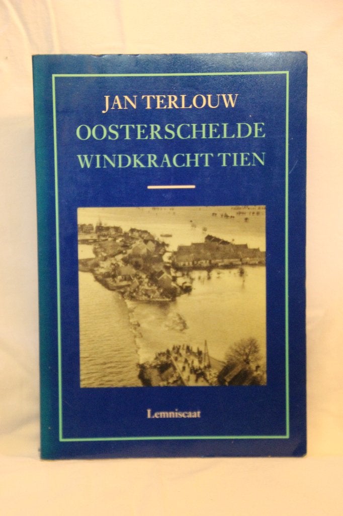 Jan Terlouw - Oosterschelde Windkracht Tien, Boeken, Gelezen, Ophalen of Verzenden, Nederland, Jan Terlouw