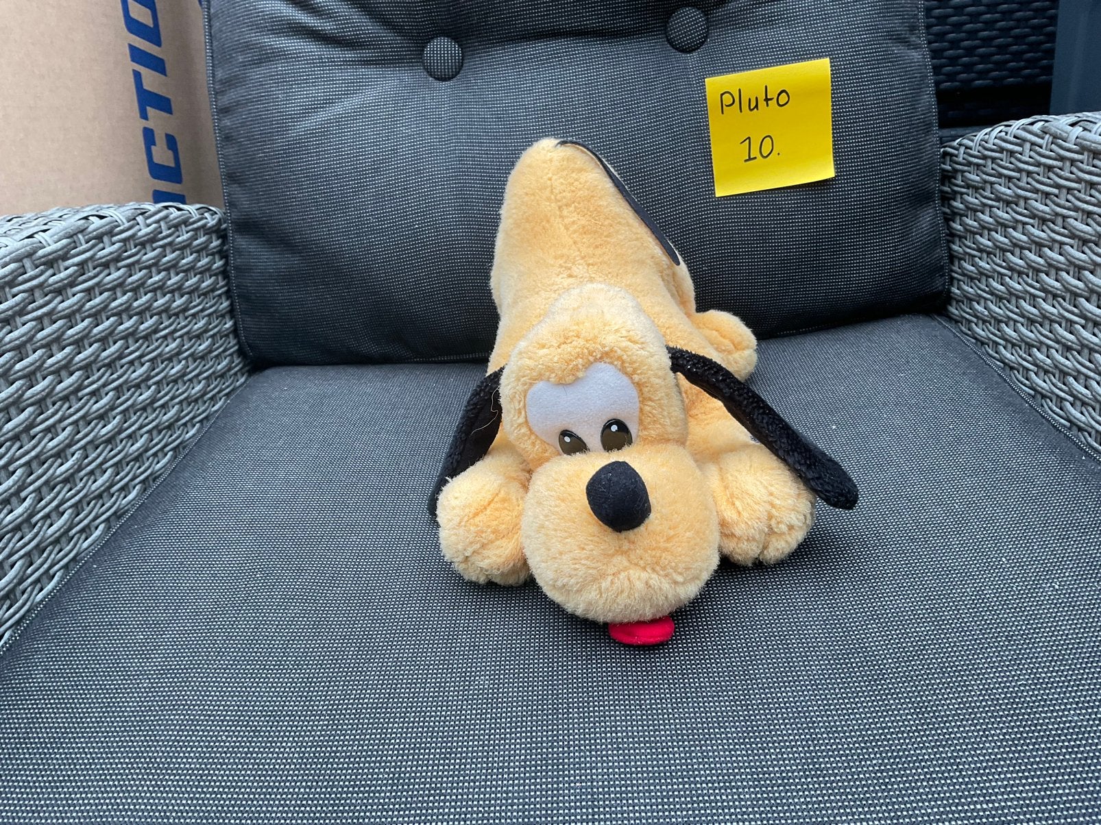 Nieuwe zgan Disney Pluto knuffel pluche 30cm, Verzamelen, Disney, Ophalen, Goofy of Pluto, Nieuw, Knuffel