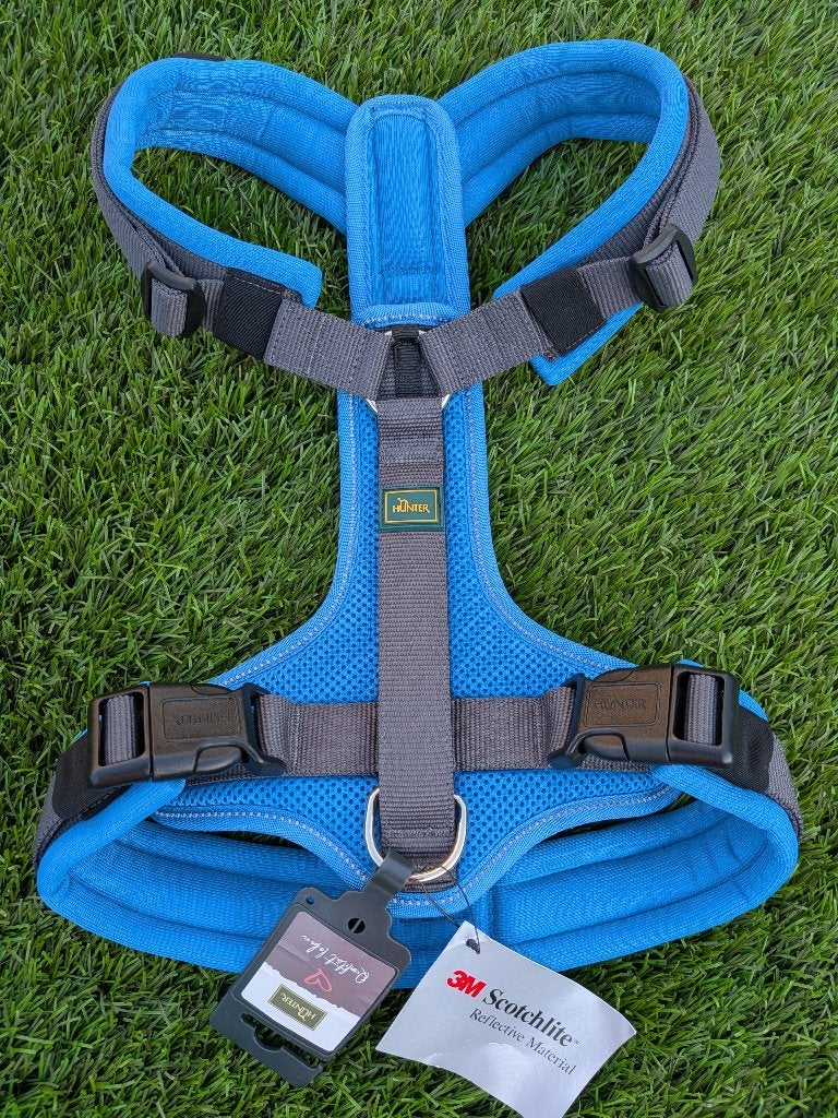 Hunter verstelbaar blauw hondentuigje, gewatteerd. Maat M/L, Ophalen of Verzenden, Nieuw, Hondenriem