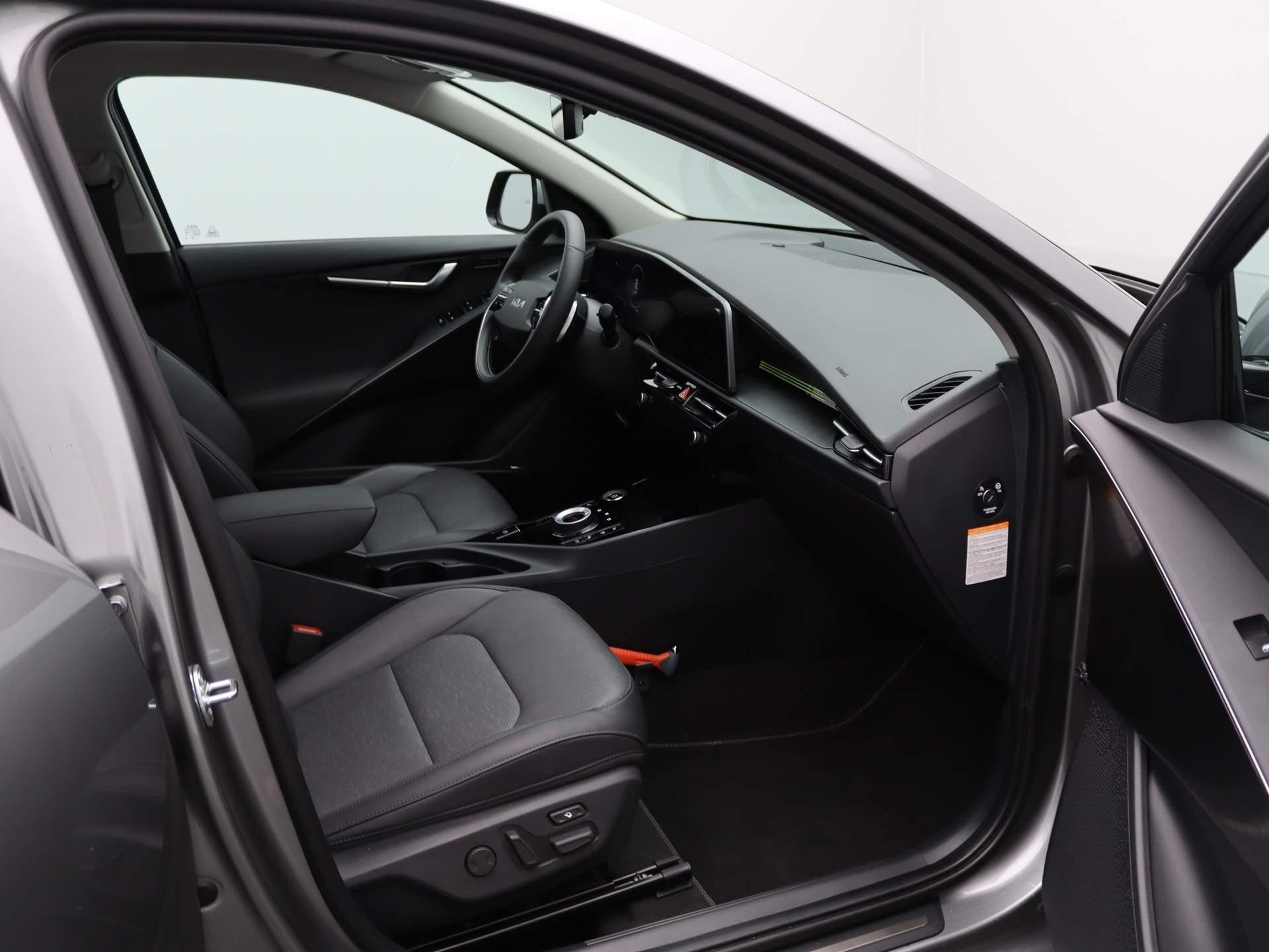 Kia Niro 1.6 GDi Hybrid ExecutiveLine Diverse kleuren | Lede, 1374 kg, 137 pk, Euro 6, Bedrijf