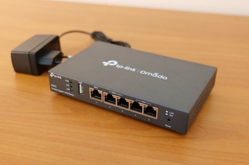 TP-Link Omada TL-R605 SafeStream Gigabit Multi-WAN, Ophalen of Verzenden, Gebruikt, Router met modem, TPLink