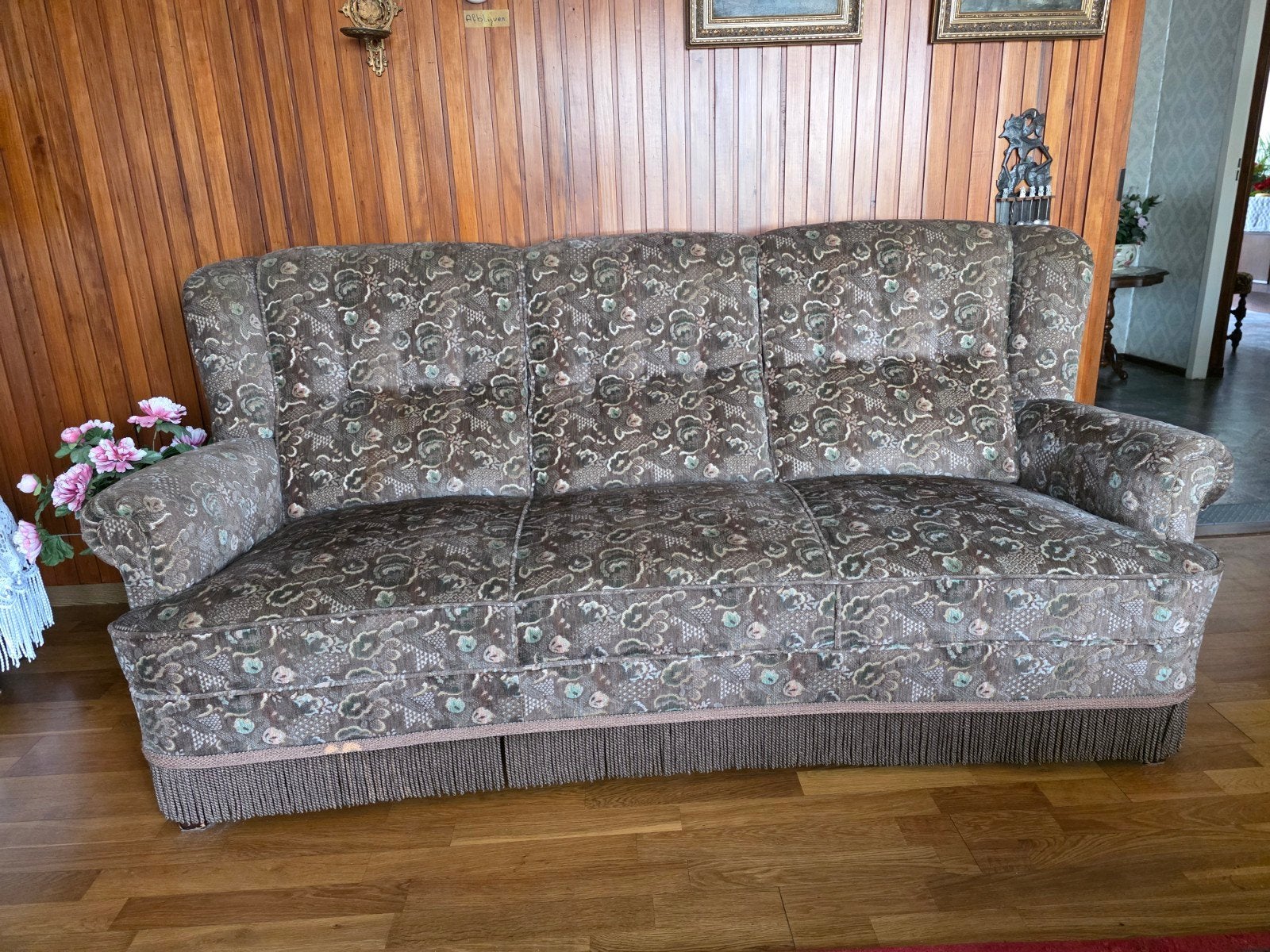 Prachtige 3 zitsbank, zeer mooie kwaliteits stof zgan gratis, Ophalen, Klassiek vintage retro barok chique, Driepersoons, 75 tot 100 cm