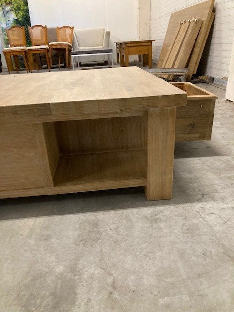 Foto 2 van salontafel blank hout 90 x 90 cm ALS NIEUW