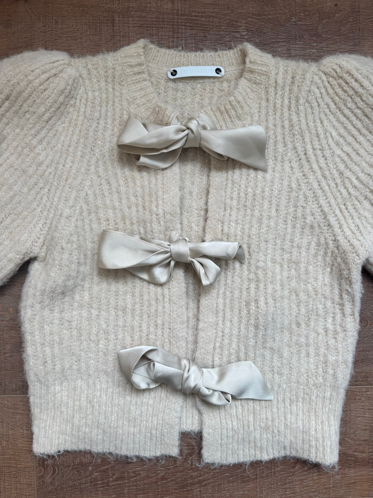* als nieuw * prachtig wolmix vestje met strikken mt XS, Kleding | Dames, Truien en Vesten, Ophalen of Verzenden, Zo goed als nieuw
