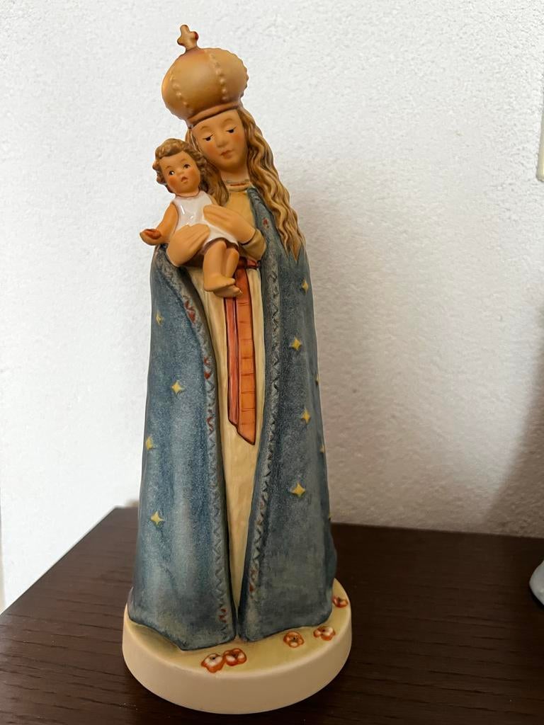 Goebel M.J. Hummel Millennium Madonna Beeldje 2000, Ophalen