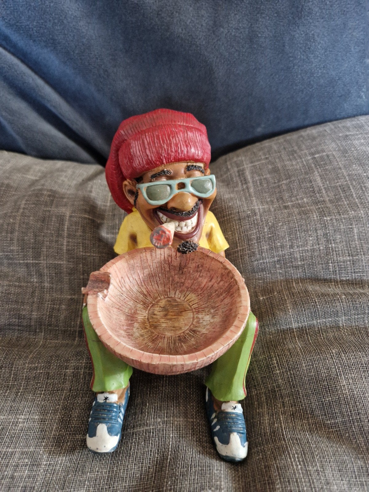 Rasta poppetje, Ophalen, Dier