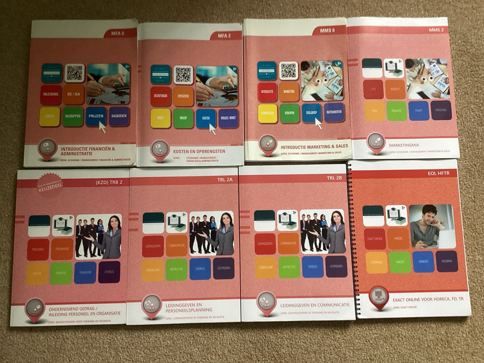 Toerisme, Travel & Hospitality MBO 4 studieboeken 24 stuks, Boeken, Ophalen, Gelezen, MBO