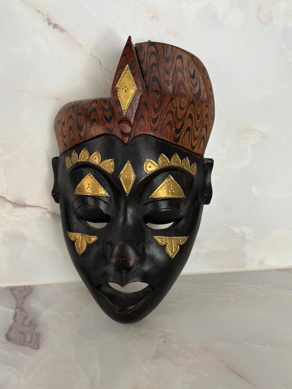 Javaans -Balinees decoratie masker met messing accenten, Antiek en Kunst, Ophalen of Verzenden